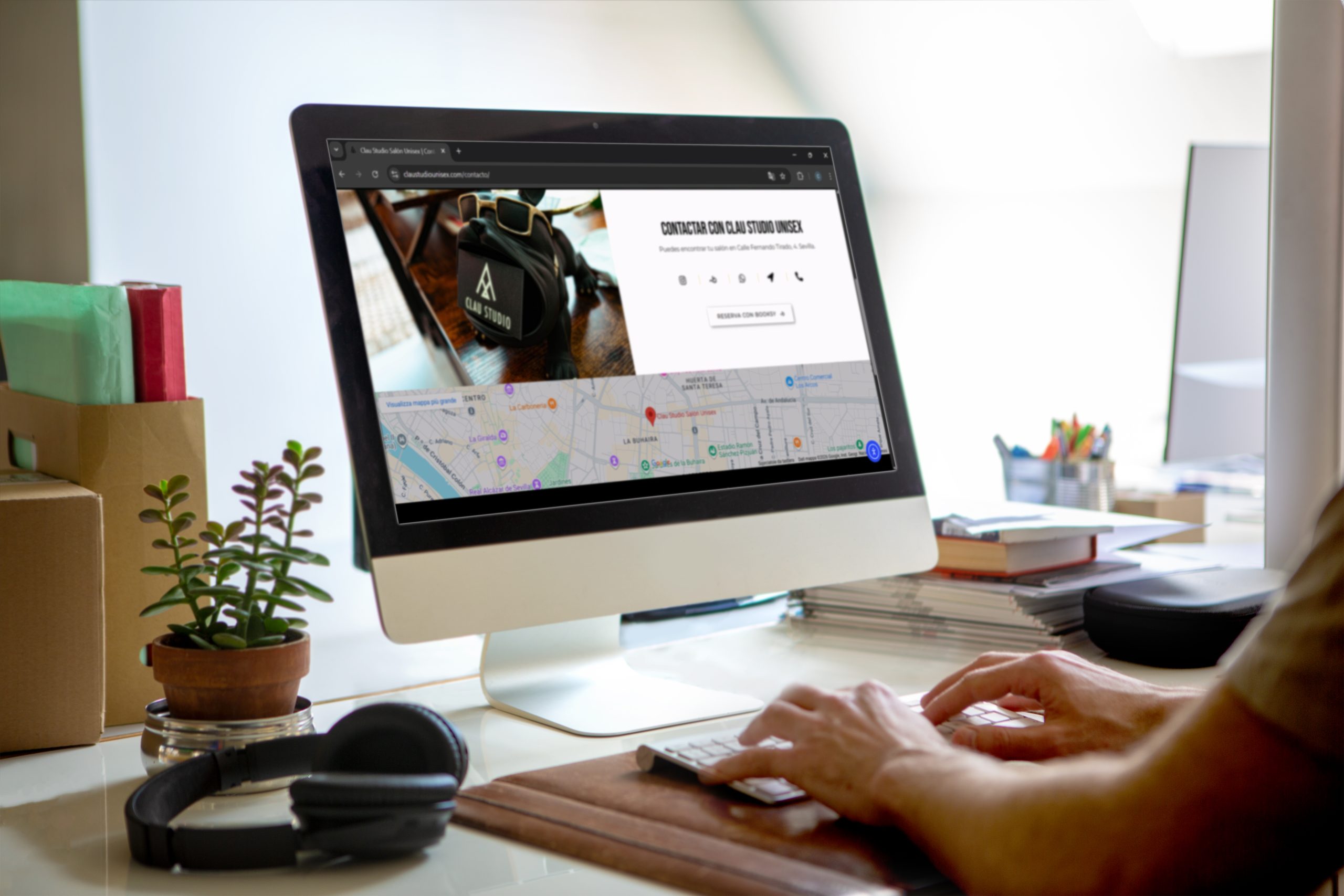 Mockup sitio ordenador ClauStudio